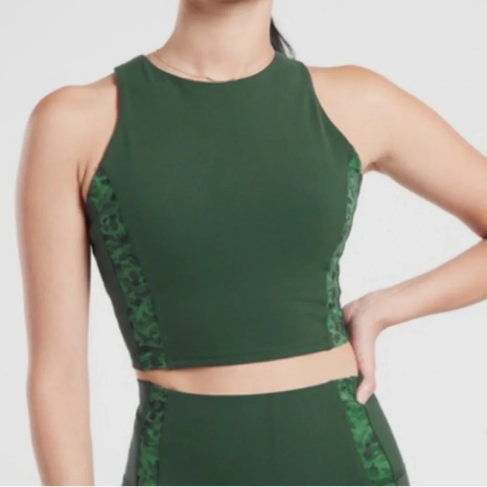 Athleta XL Conscious Crop Camo Green ~ Small - Picture 1 of 9